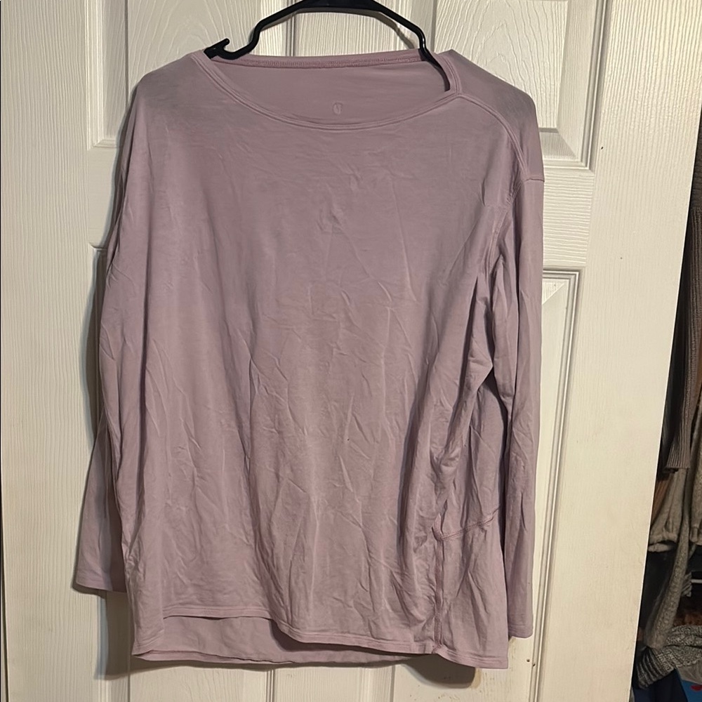 Lululemon Back in Action Long Sleeve P2P 24”